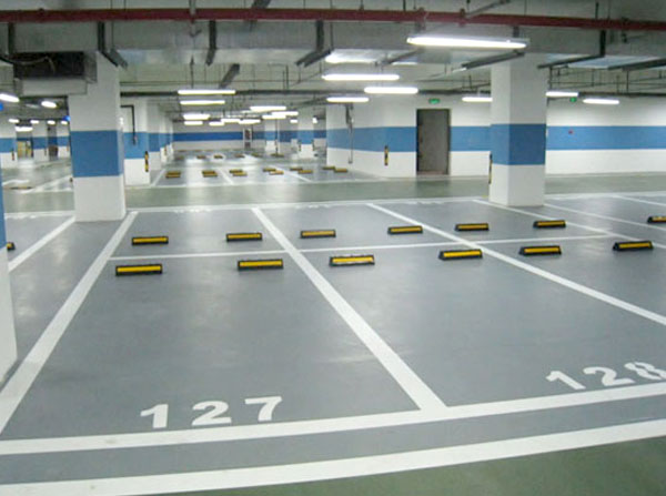 <a href=http://m.idfaka.cn/gccf/ target=_blank class=infotextkey>合肥厂房装修</a>车库